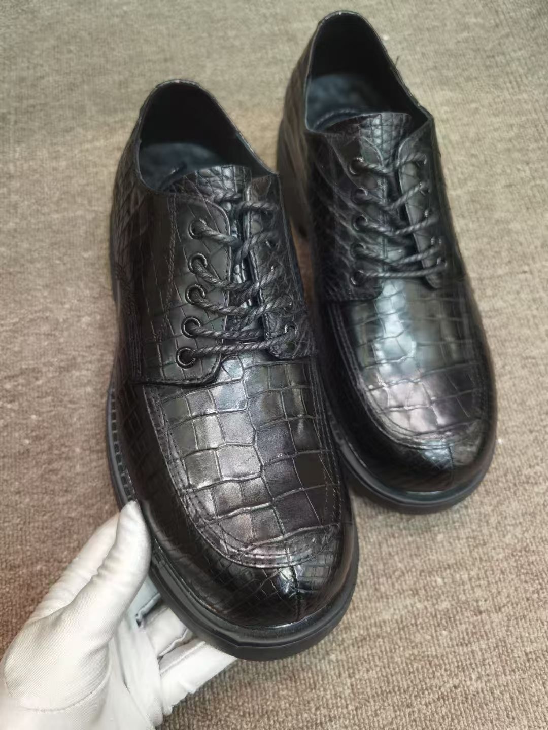 Sepatu Sneakers Pria Kulit Bua - Men Shoes Official ulasan dan harga